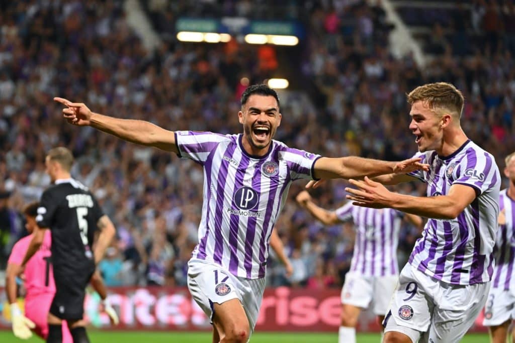 Gabriel Suazo celebrando en Toulouse