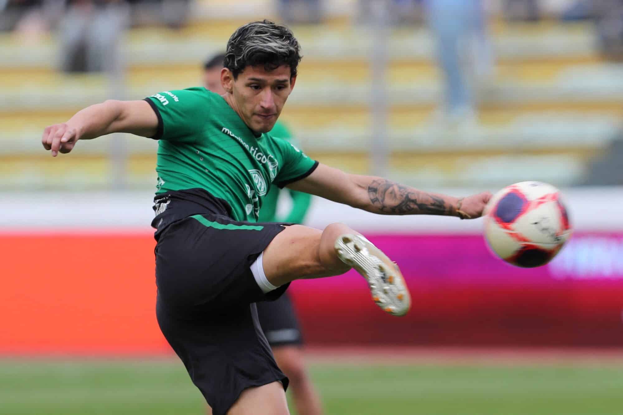 V&iacute;ctor Abrego, el primer futbolista boliviano en jugar en Marruecos