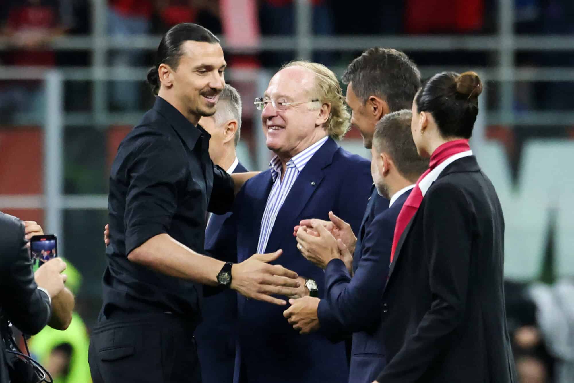 futbolistas retirados