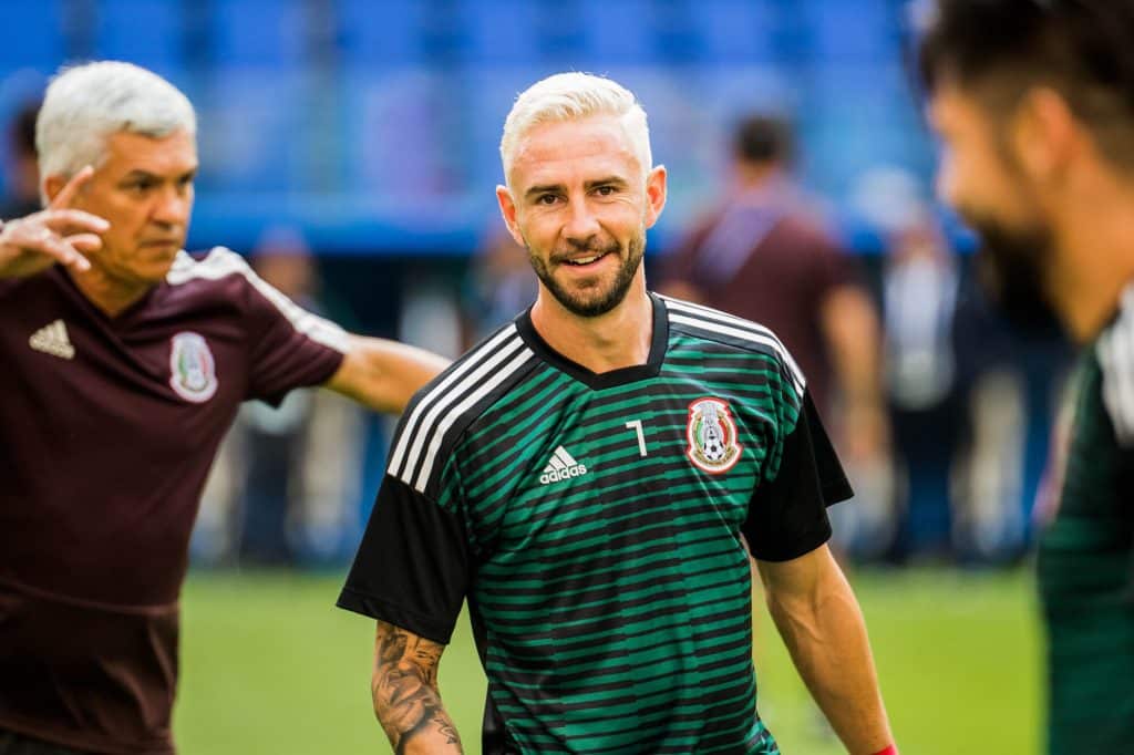 futbolistas retirados