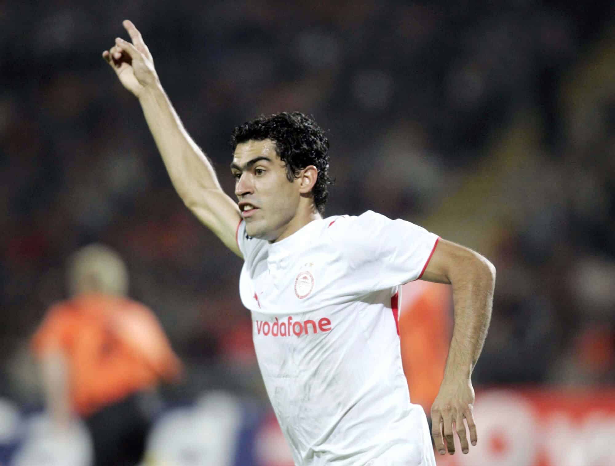 futbolistas mexicanos m&aacute;s caros