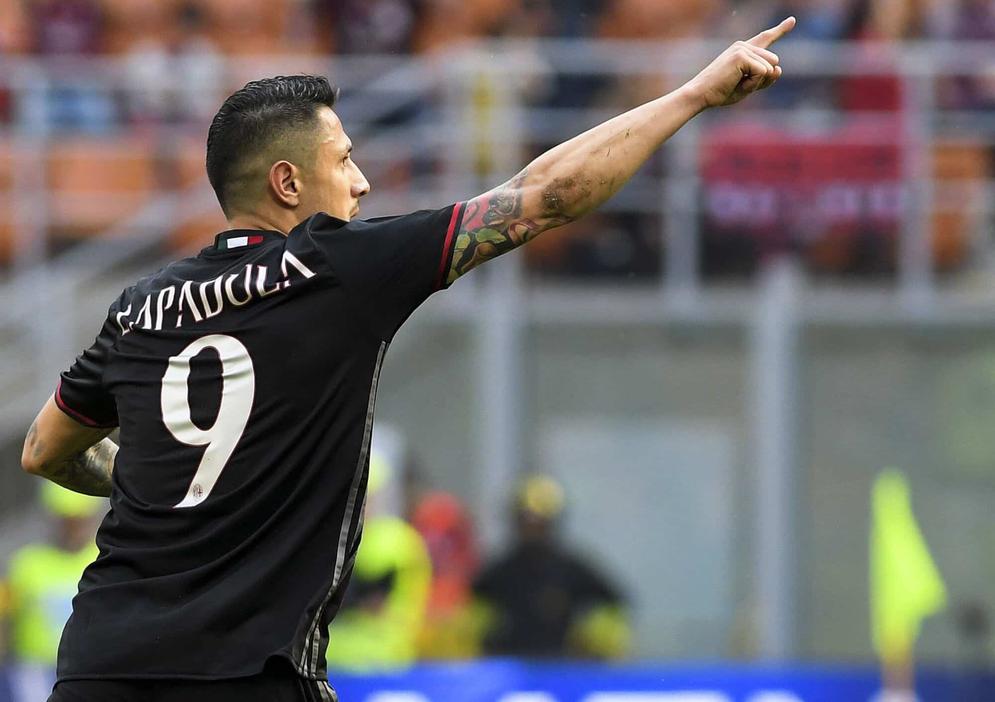 Las transferencias de futbolistas peruanos m&aacute;s caras de la historia | Icon Sport