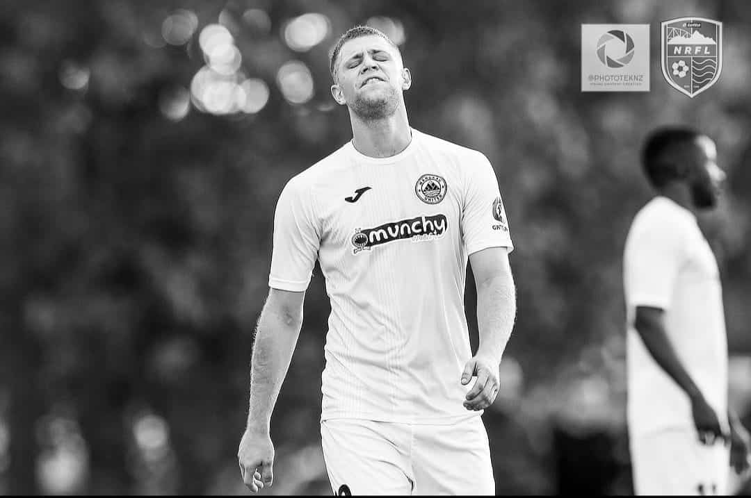 Jerem&iacute;as P&eacute;rez, el &uacute;nico argentino en jugar en las Islas Cook