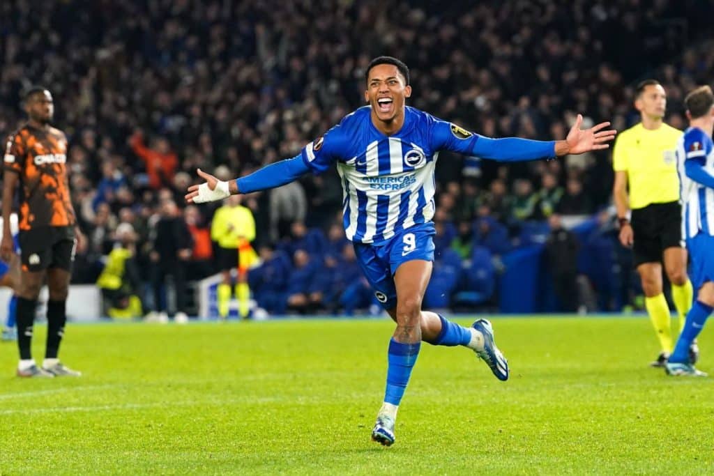 Jo&atilde;o Pedro, m&aacute;ximo goleador latino en Europa League