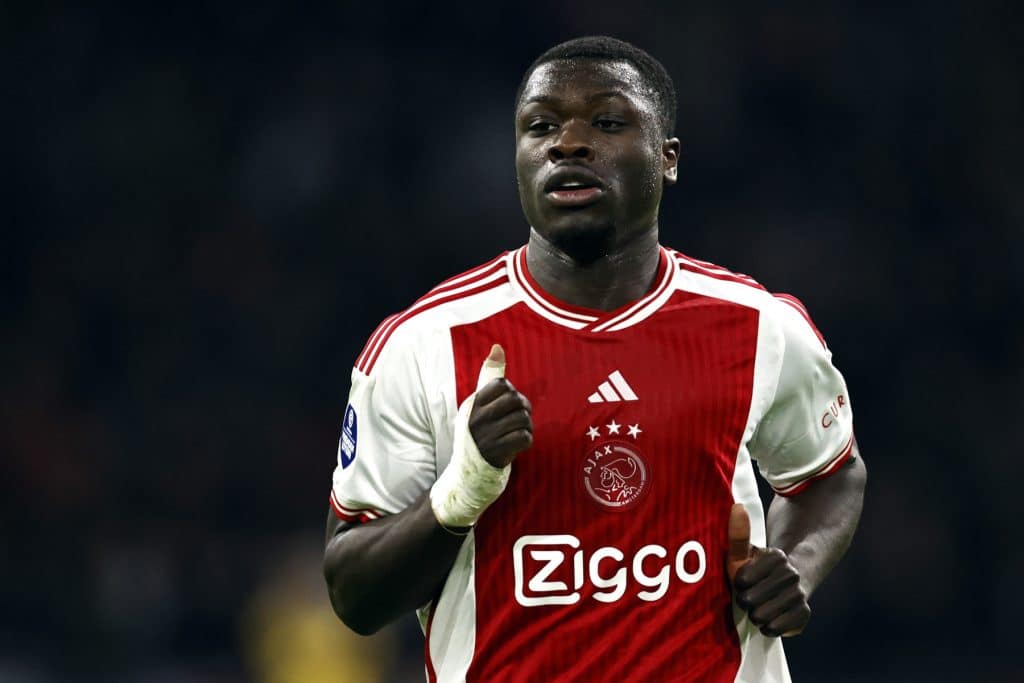 Brian Brobbey, Ajax, durante el vs. frente a Ajax en la Eredivisie. | Cortes&iacute;a: Icon Sport. 