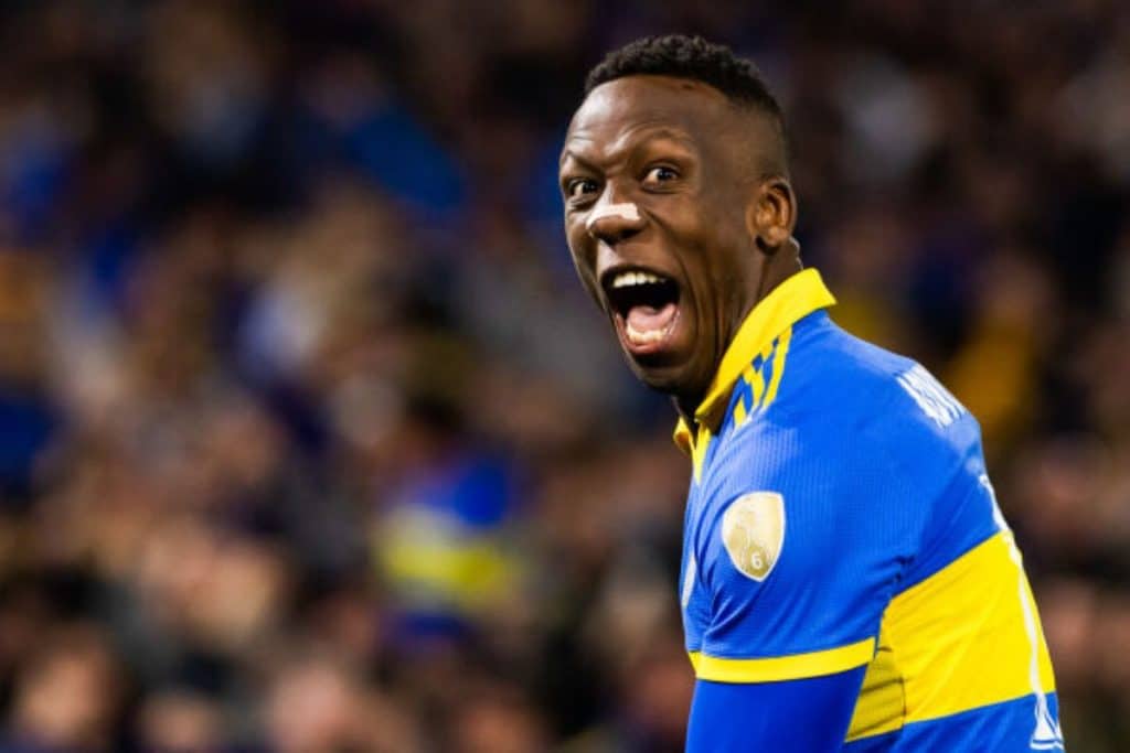Luis Adv&iacute;ncula