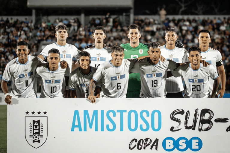 &iquest;Por qu&eacute; la Selecci&oacute;n Uruguay de Bielsa no vestir&aacute; la Celeste habitual en el Preol&iacute;mpico?