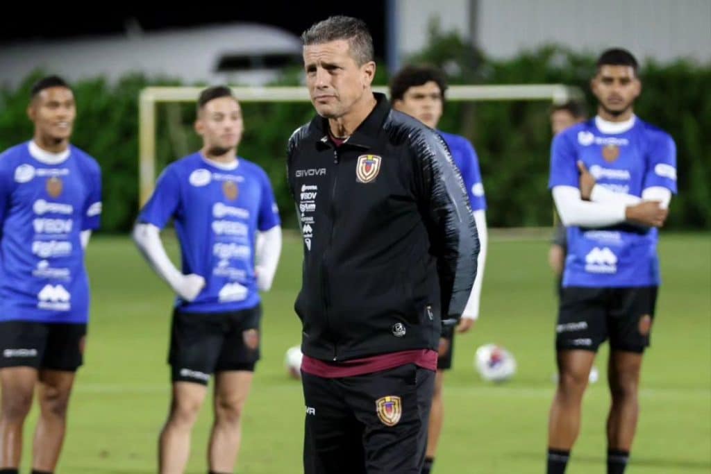 Ricardo Vali&ntilde;o, director t&eacute;cnico de la Selecci&oacute;n Venezuela Sub-23
