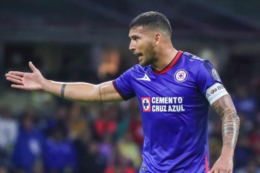 Juan Escobar Cruz Azul 2023 | Cortes&iacute;a: @juanescobar05