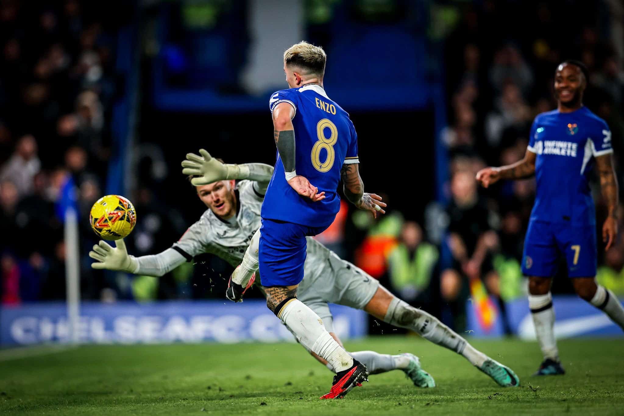 El DURO mensaje del padre de Enzo Fernández por su OSCURO presente en Chelsea: “Él se siente..."