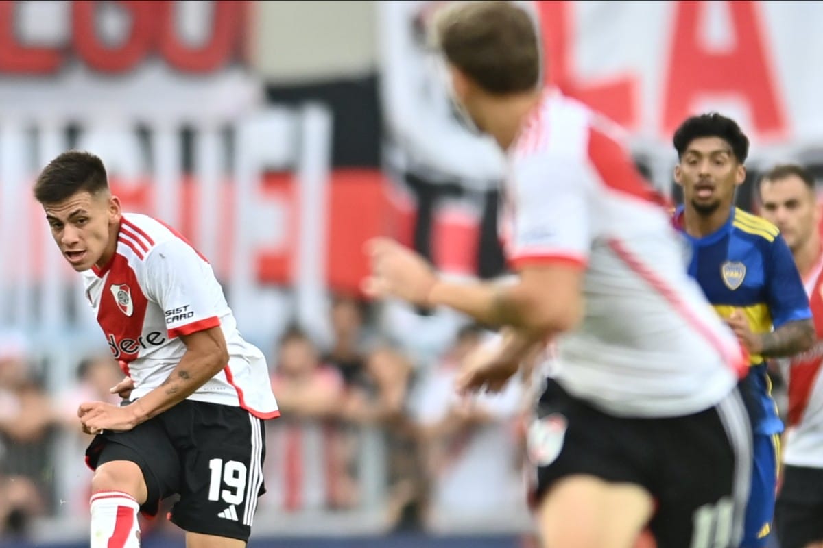 Un duro Supercl&aacute;sico entre River y Boca | Cortes&iacute;a: River