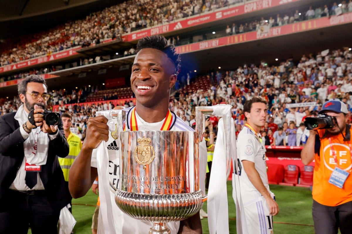 Vinicius Jr., uno de los &uacute;ltimos latinos en ganar la Copa del Rey | Cortes&iacute;a: Icon Sport