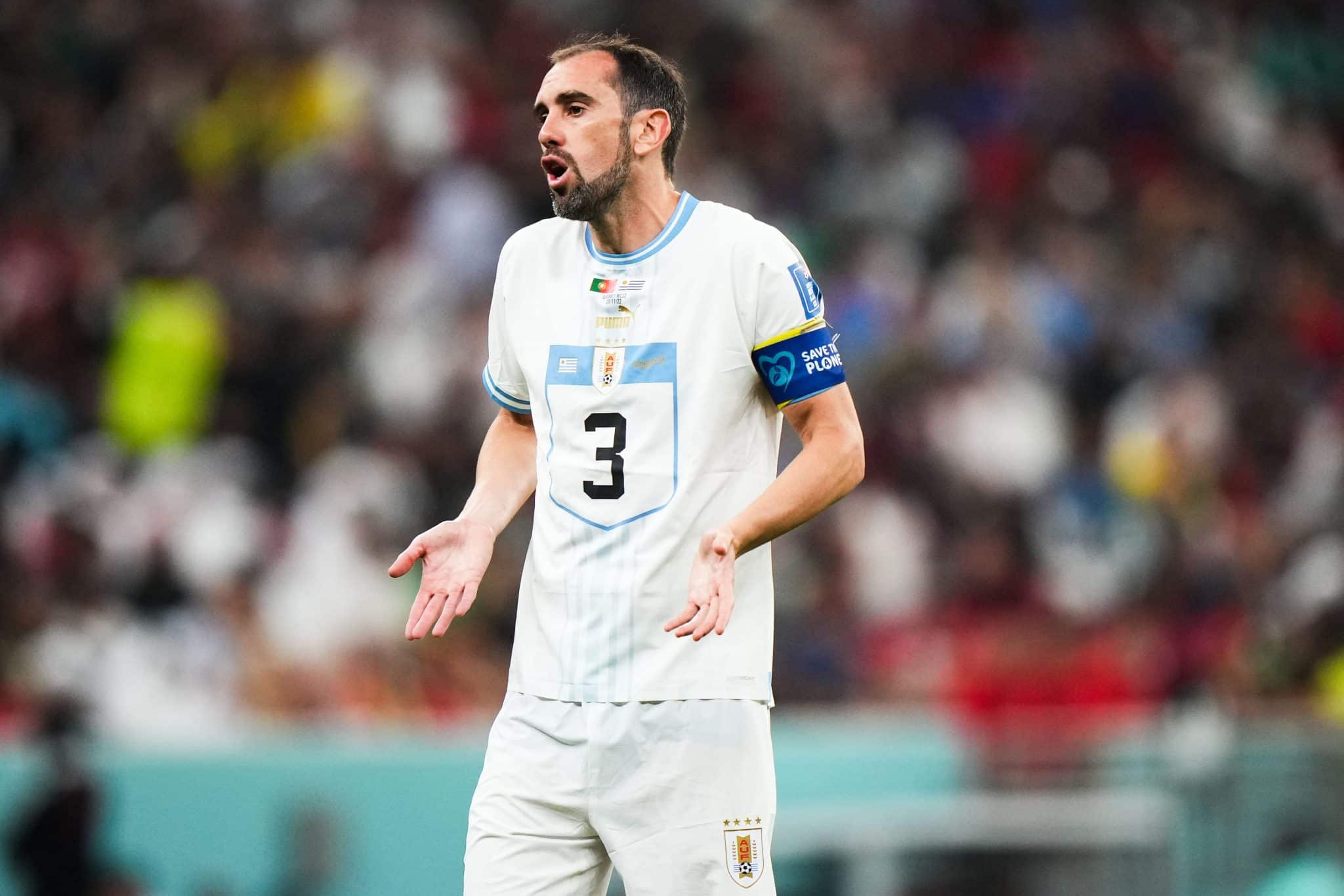 Top 5 mejores defensores uruguayos de la historia