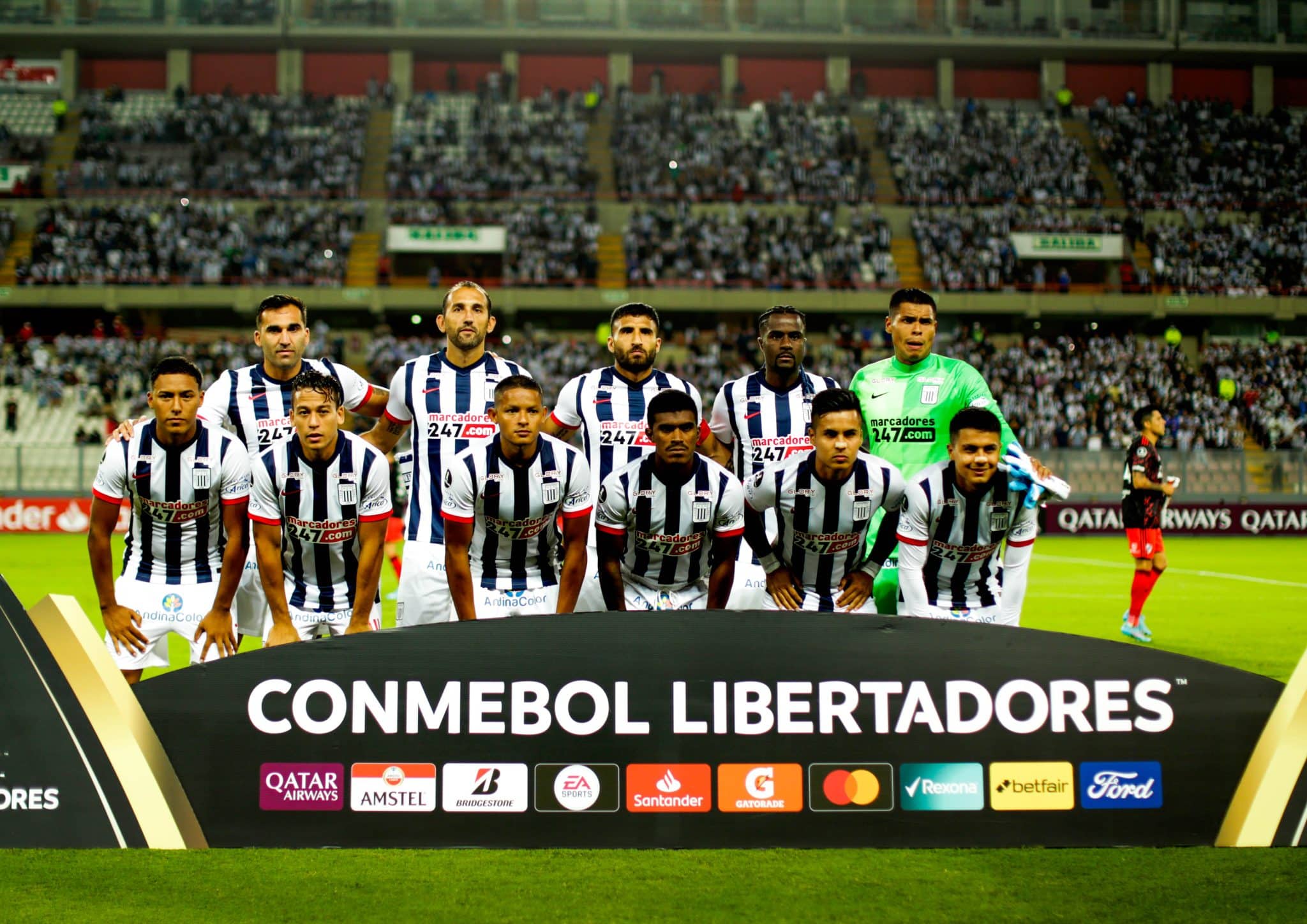 Los &Uacute;NICOS EQUIPOS peruanos en superar la fase de grupos de la Copa Libertadores en el Siglo XXI