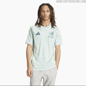 La playera de visitante