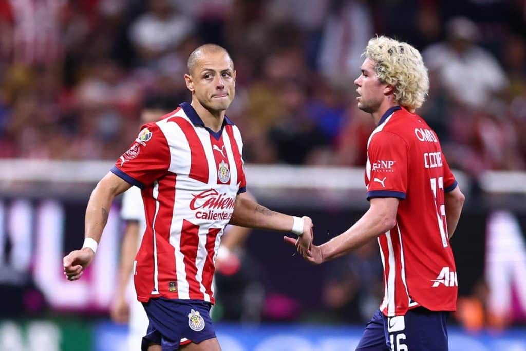 Chicharito Chivas 2024 | Cortes&iacute;a: Chivas