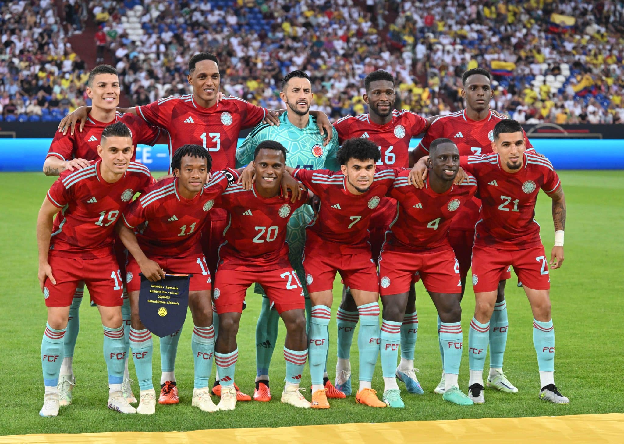 N&Eacute;STOR LORENZO con la Selecci&oacute;n Colombia