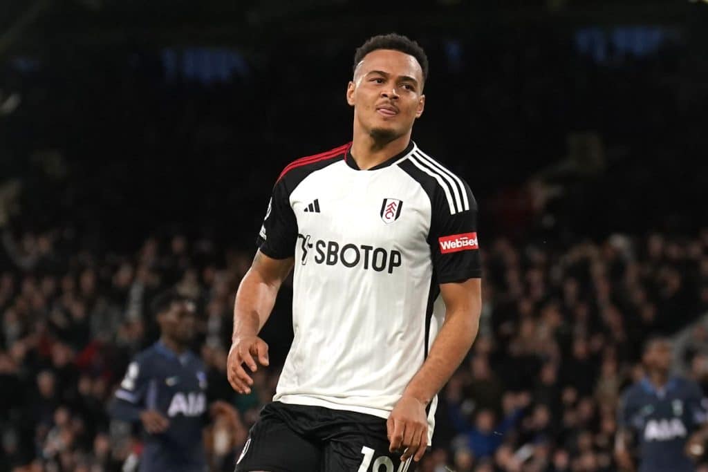 Rodrigo Muniz Fulham 2024 | Cortes&iacute;a: Icon Sport