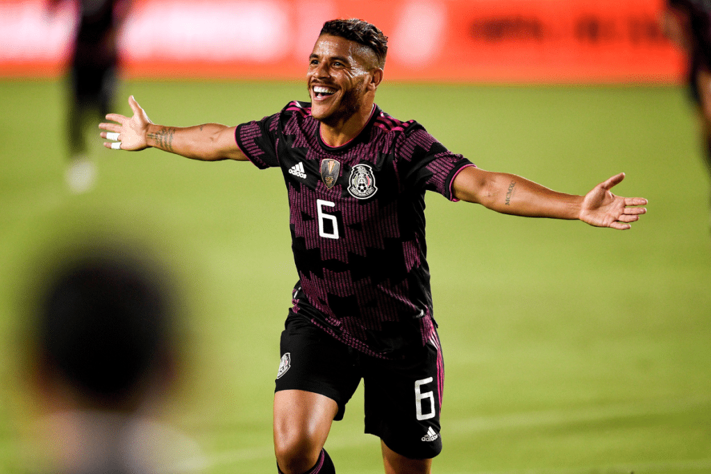 Jonathan dos Santos en la Selecci&oacute;n de M&eacute;xico
