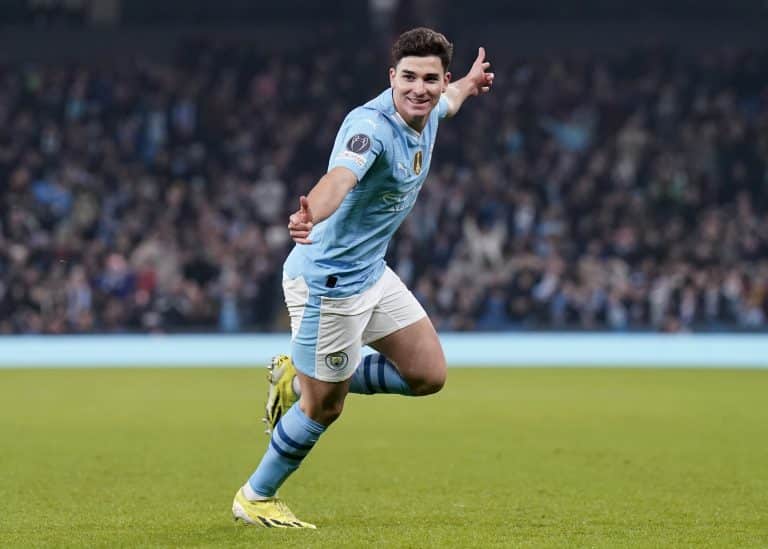 Juli&aacute;n &Aacute;lvarez, los atributos que lo vuelven el argentino m&aacute;s completo de la actualidad en Europa