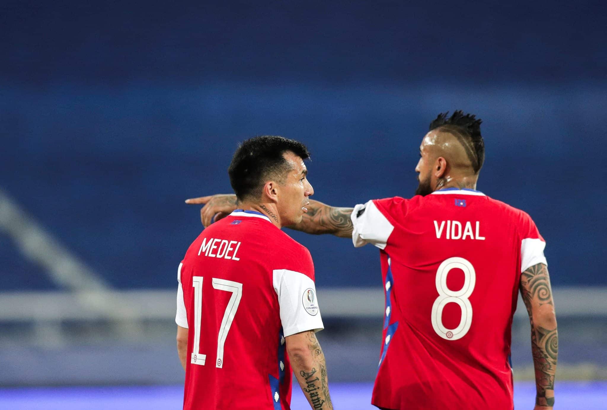 Ricardo Gareca golpe&oacute; la mesa y BORR&Oacute; a dos hist&oacute;ricos de la Generaci&oacute;n Dorada en su primera convocatoria al frente de Chile