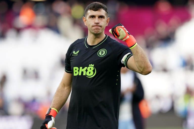 &iquest;Dibu Mart&iacute;nez ser&iacute;a el segundo arquero latinoamericano en el Real Madrid por detr&aacute;s de Keylor Navas?