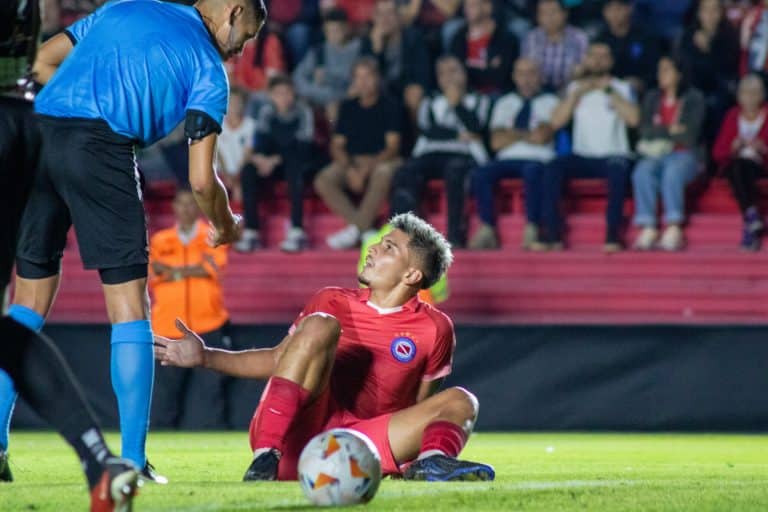 &ldquo;Me vuelven loco&rdquo;: Pablo Guede arremete contra la generaci&oacute;n TikTok en el f&uacute;tbol