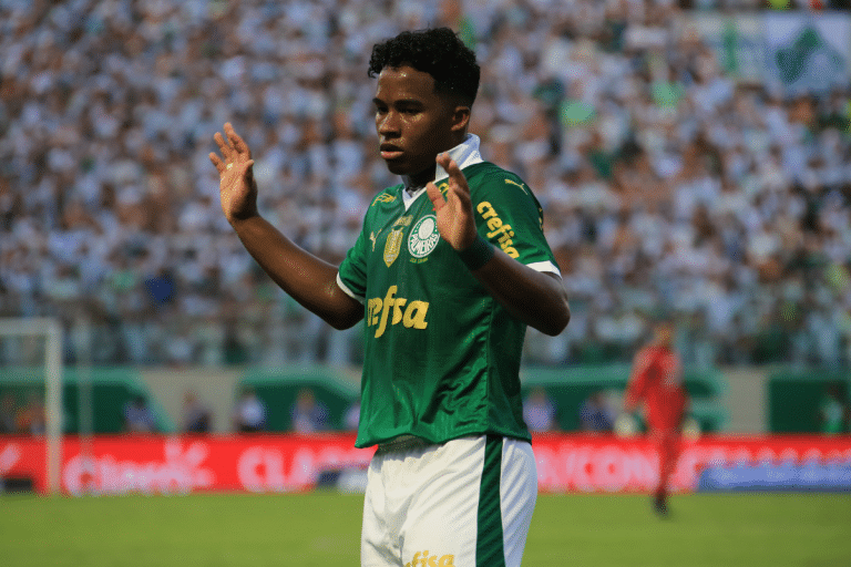 &iquest;Qui&eacute;n podr&aacute; destronarlo? Endrick reina entre los 10 jugadores m&aacute;s VALIOSOS de la Copa Libertadores 2024