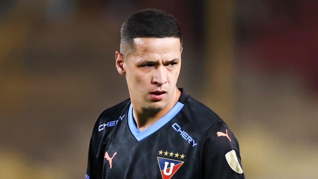 Alex Arce Liga de Quito 2024 | Cortes&iacute;a: Icon Sport