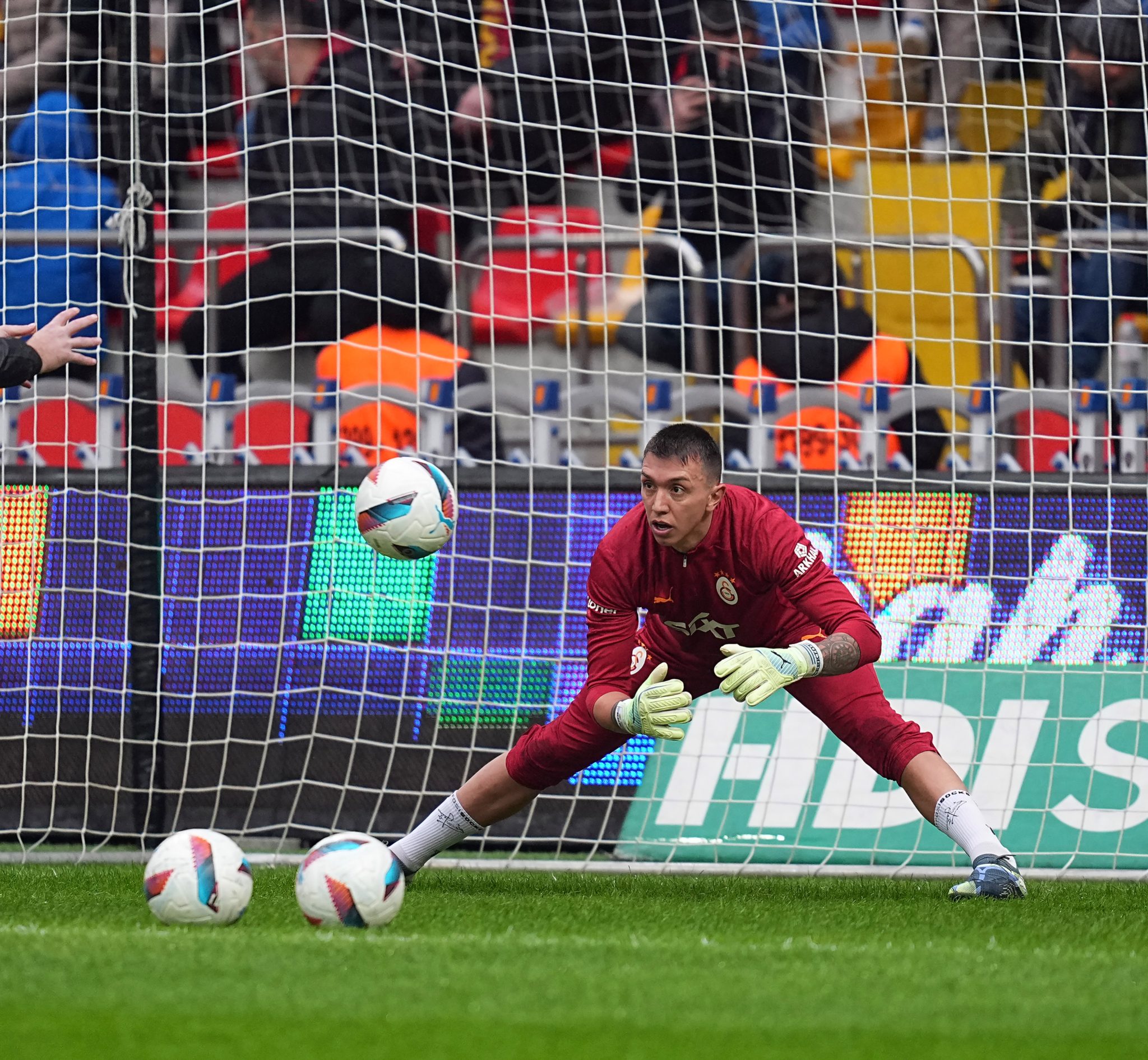 Los arqueros uruguayos m&aacute;s destacados en el extranjero