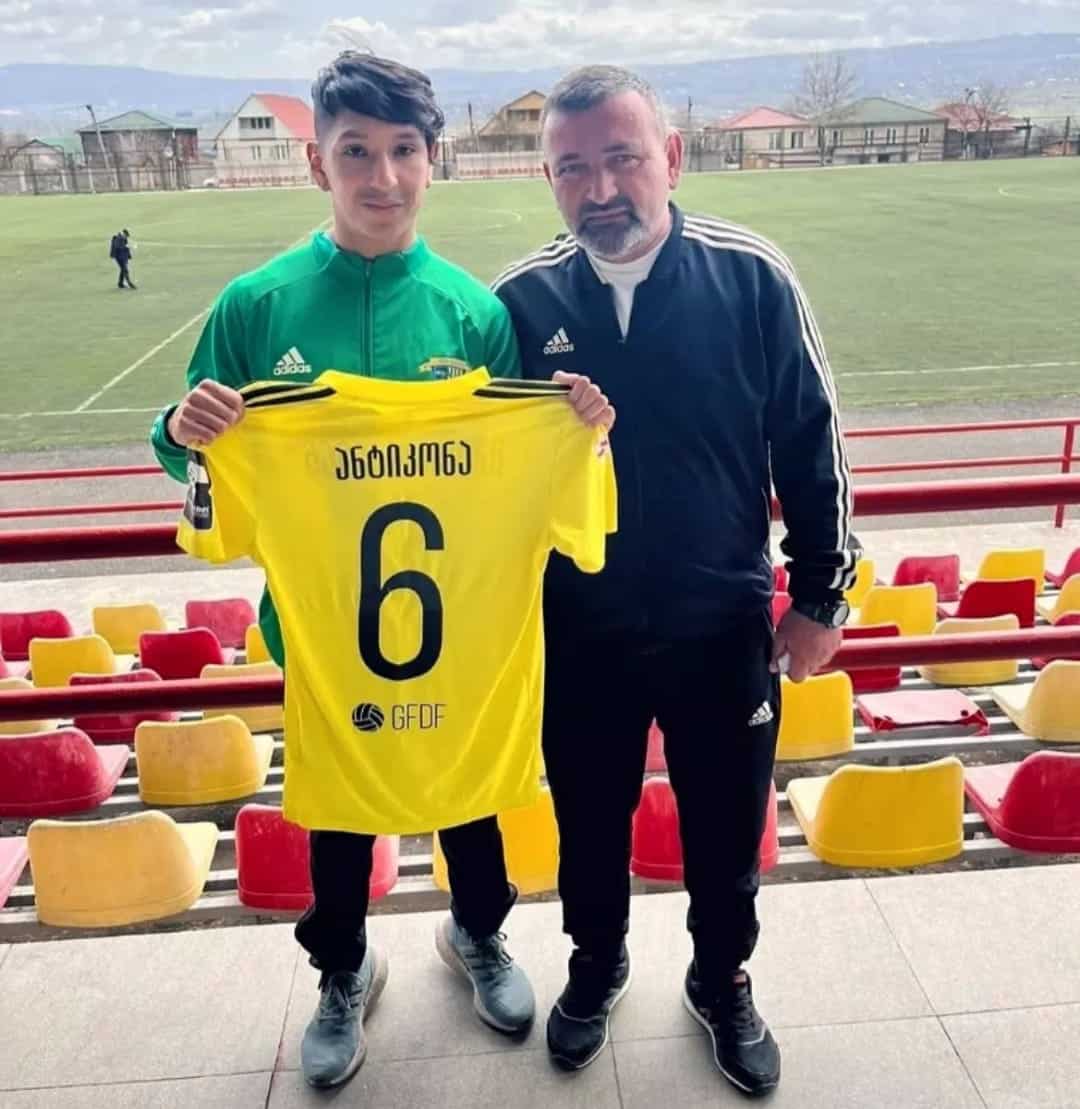 Fran&ccedil;ois Anticona, el franc&eacute;s-peruano que se abre paso en el f&uacute;tbol de Latvia