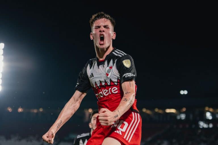 &iexcl;Franco Mastantuono se sum&oacute; al listado! Los futbolistas m&aacute;s j&oacute;venes en anotar en la Copa Libertadores