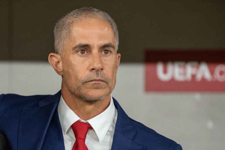 Sylvinho, el arquitecto de la histórica clasificación de Albania a la Eurocopa 2024: El exmulticampeón del Barça que desafía a España en Alemania