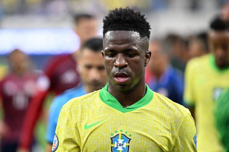 ¿BALÓN DE ORO? El presente CRÍTICO de VINICIUS con la Selección de Brasil