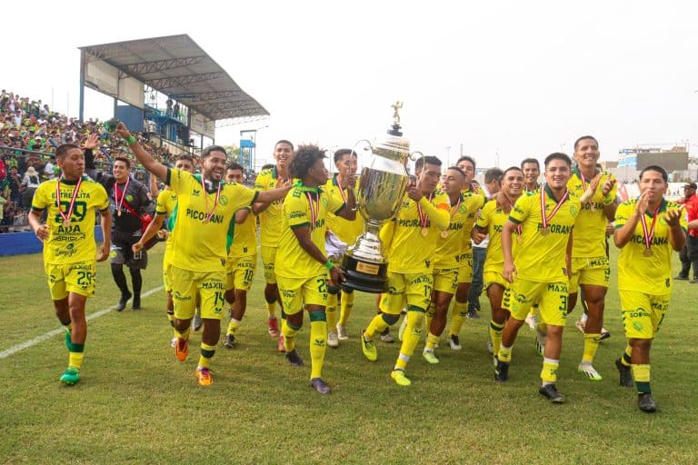 C&oacute;mo es el trofeo de la Copa Per&uacute;: cu&aacute;nto pesa, cu&aacute;les son las medidas, de qu&eacute; est&aacute; hecho y qui&eacute;n lo dise&ntilde;&oacute;
