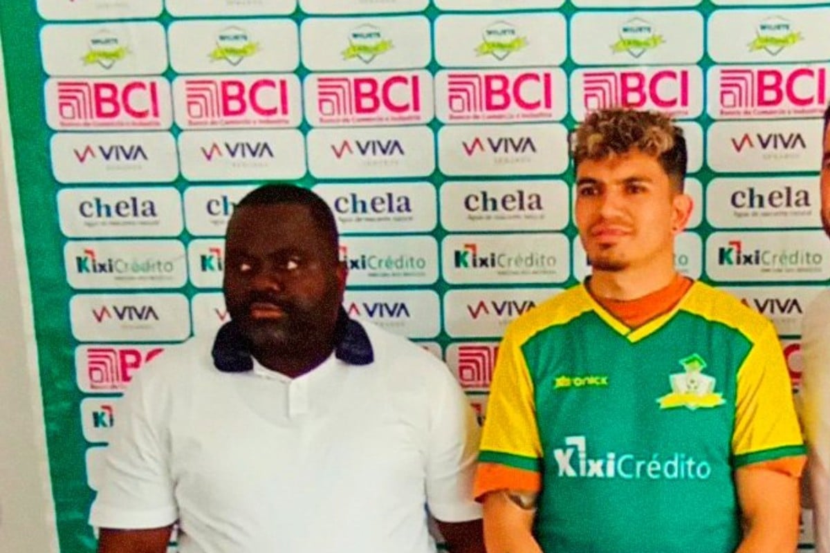 Ignacio Pinilla presentado | Cortes&iacute;a: Wiliete Clube