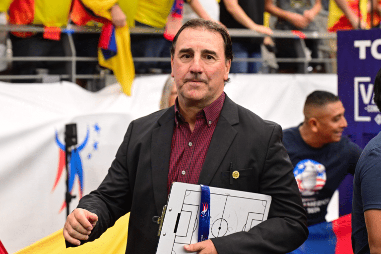 N&eacute;stor Lorenzo: El DT que conquista Colombia sin olvidar sus ra&iacute;ces arequipe&ntilde;as y la tradici&oacute;n de Melgar