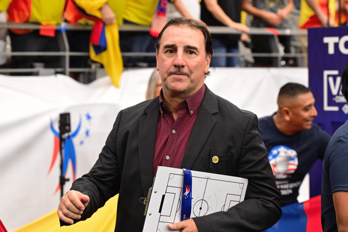 N&eacute;stor Lorenzo