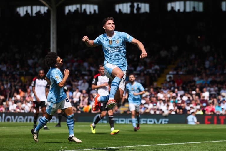 &iquest;Se suma la Community Shield 2024? Todos los t&iacute;tulos de Juli&aacute;n &Aacute;lvarez en el Manchester City