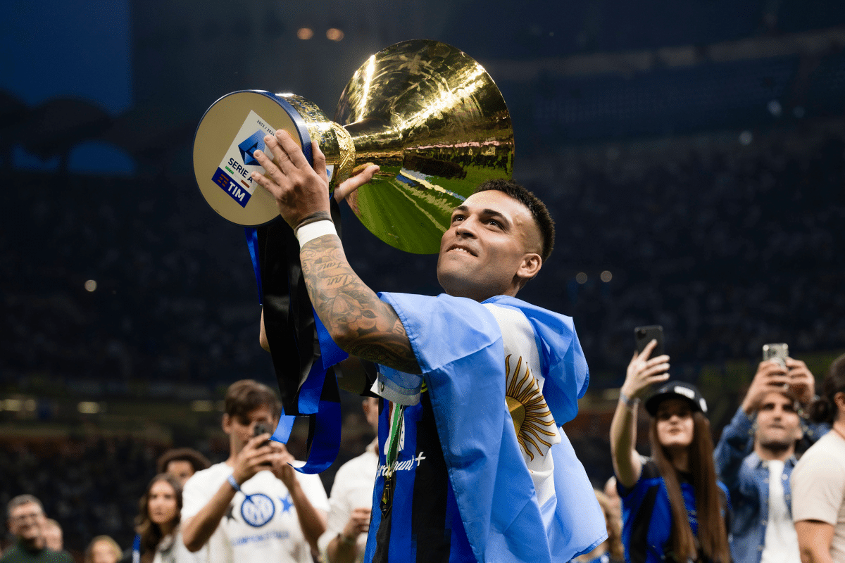 Lautaro Mart&iacute;nez