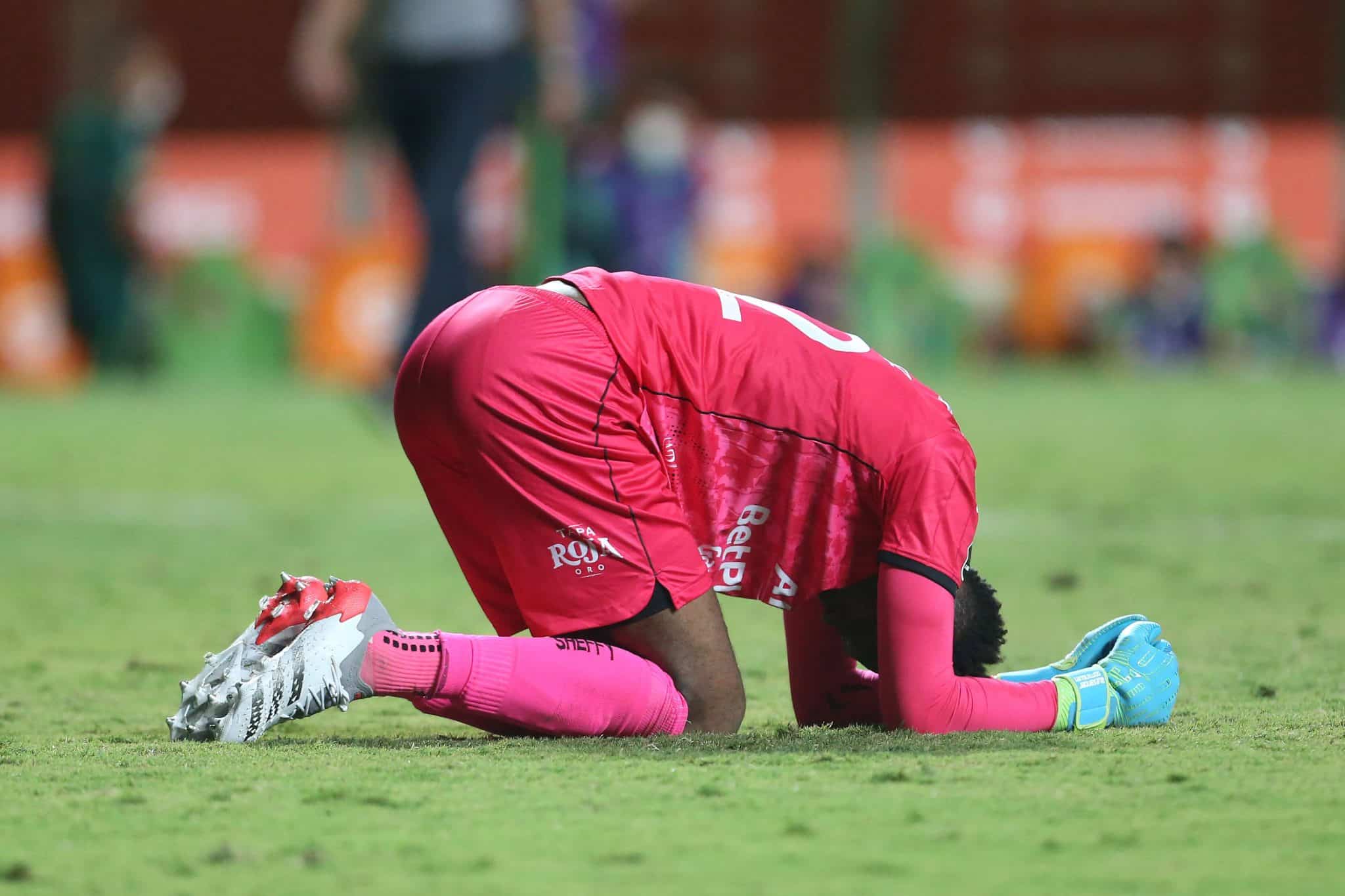 &iquest;Por qu&eacute; no juega Alexander Dom&iacute;nguez con Liga de Quito vs. Lan&uacute;s por los octavos de final de la Copa Sudamericana 2024?
