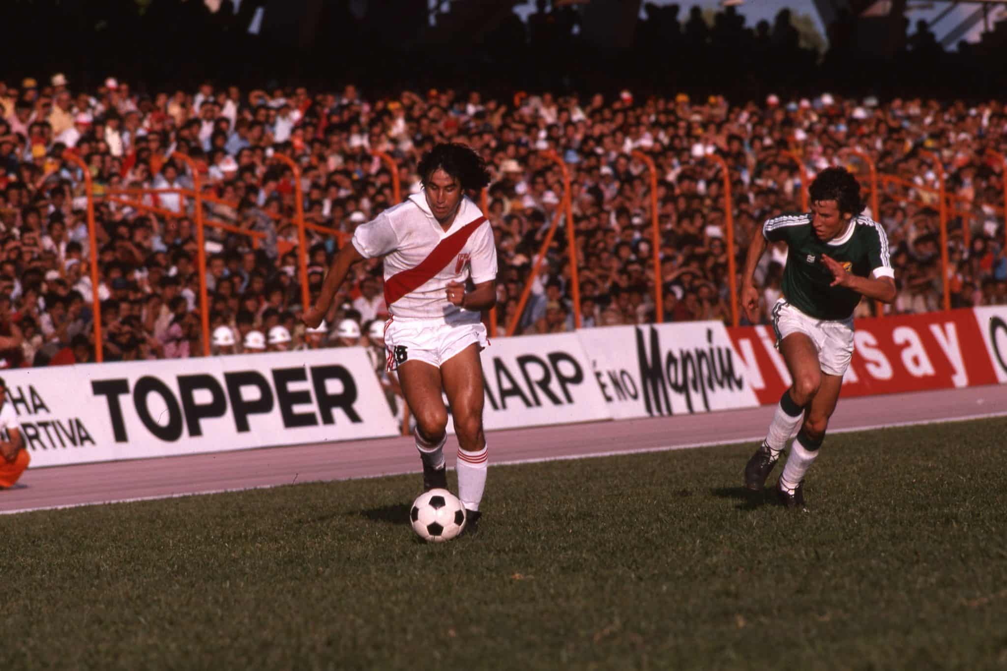 Los 5 futbolistas peruanos con m&aacute;s t&iacute;tulos en la historia