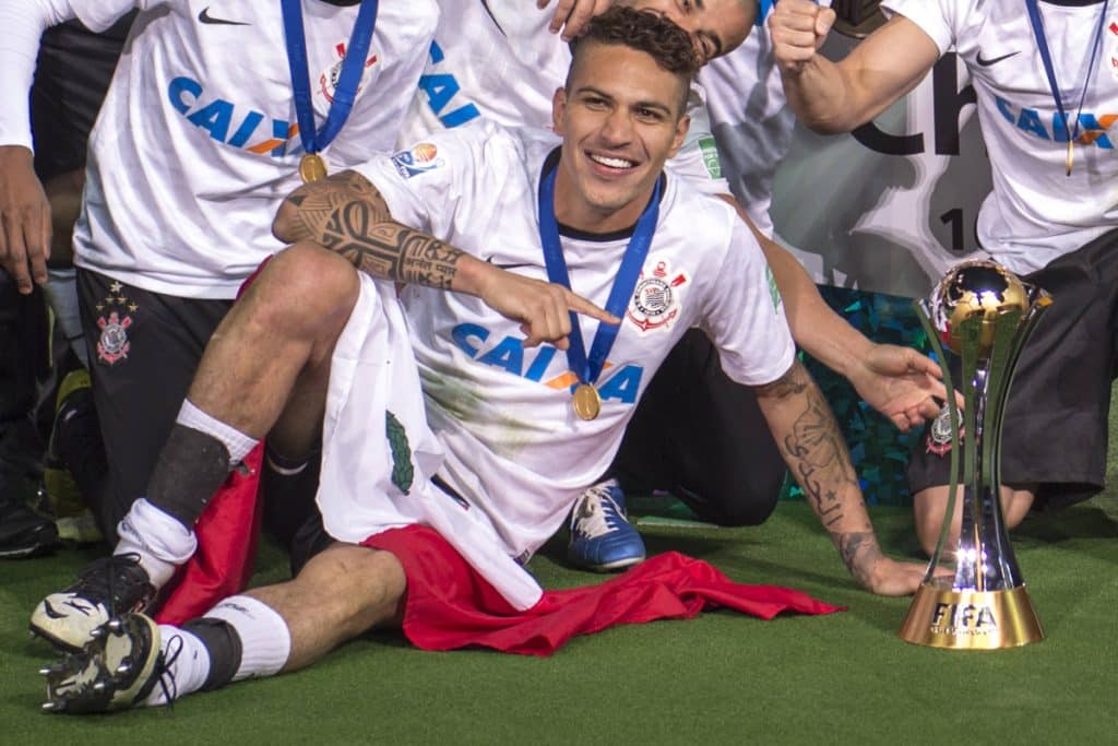 Corinthians (Paolo Guerrero) celebrando despu&eacute;s de ganar el Mundial de Clubes 2012 1- 0 frente al Chelsea en el Estadio Internacional de Yokohama, Kanagawa, Jap&oacute;n. / IMAGO.