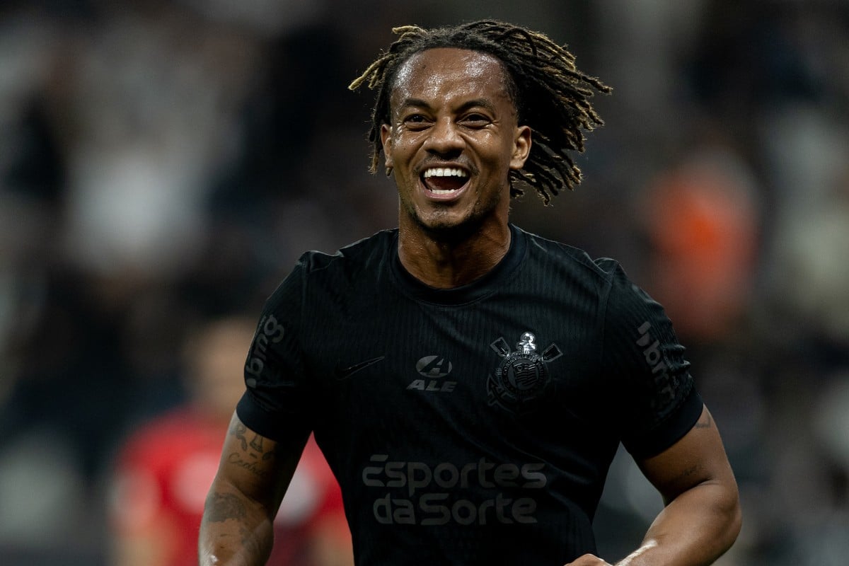 Cu&aacute;ntos t&iacute;tulos tiene Andr&eacute; Carrillo en su carrera