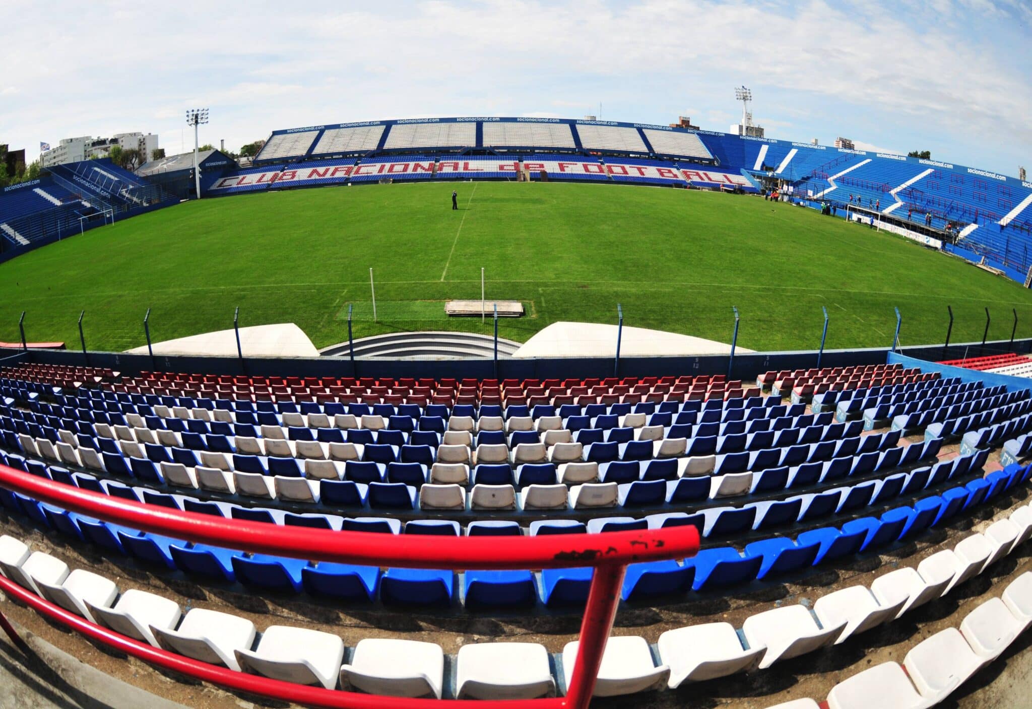 Los estadios m&aacute;s grandes de Uruguay