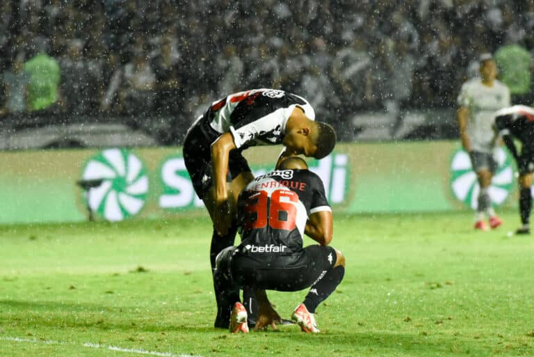 ¿Cuál es el equipo con más descensos en el Brasileirao?