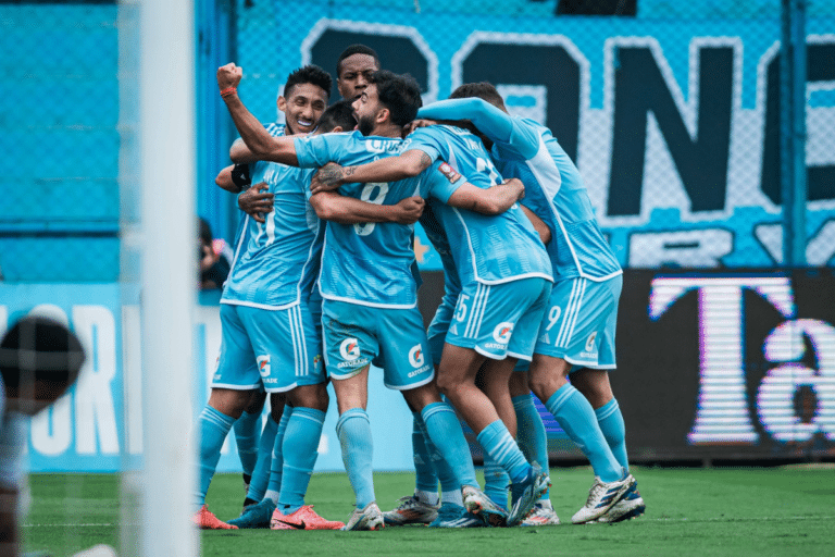 &iquest;Cu&aacute;ndo juega Sporting Cristal? El calendario de los Cerveceros en 2025