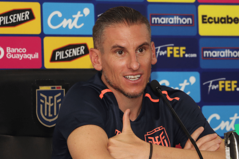 &iquest;Cu&aacute;nto cobra Sebasti&aacute;n Beccacece en Ecuador?