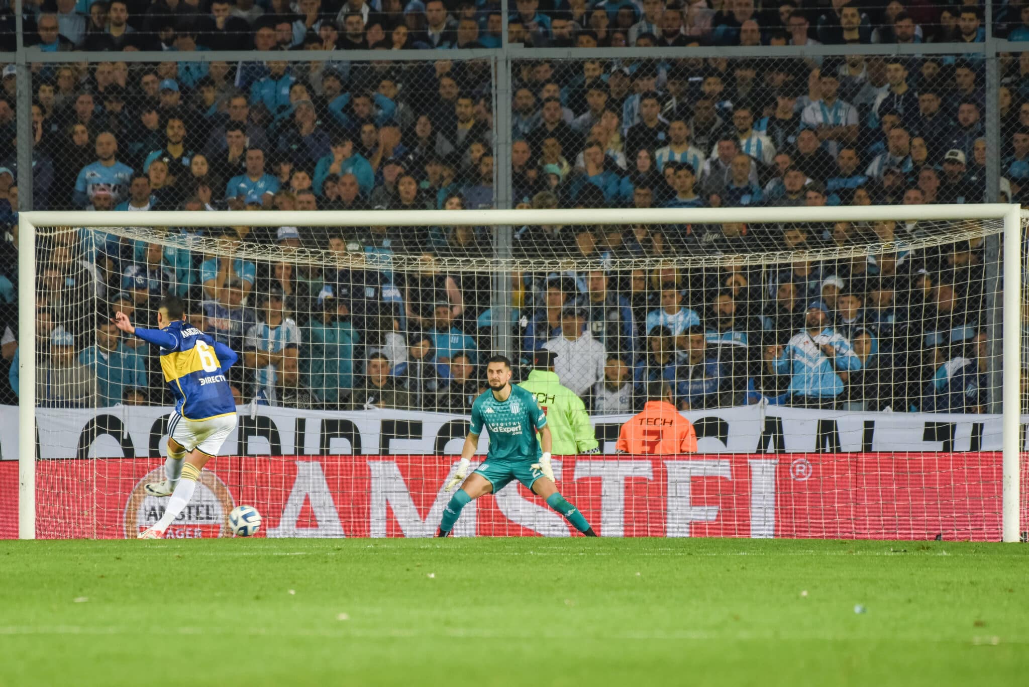 Los n&uacute;meros de Gabriel Arias en los penales: atajadas, estad&iacute;sticas, efectividad y goles recibidos