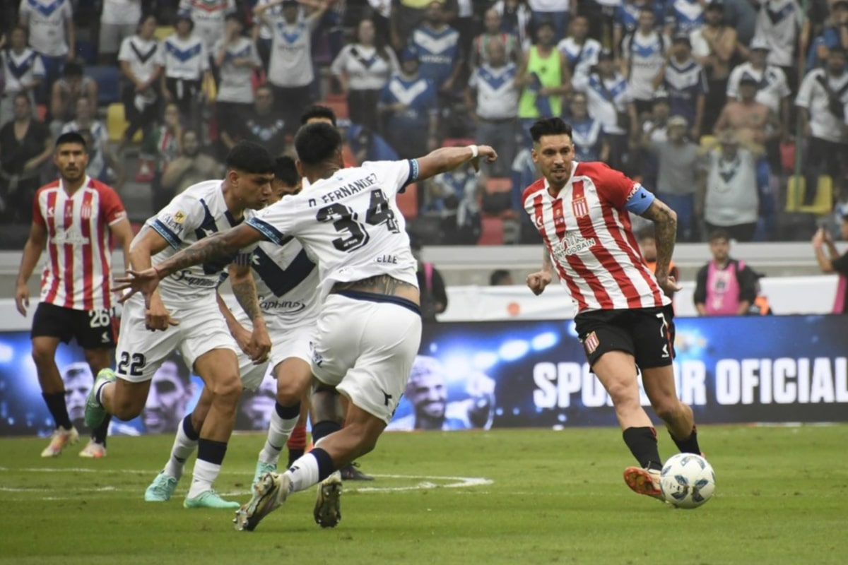 Entradas para V&eacute;lez vs. Estudiantes por el Trofeo de Campeones 2024: c&oacute;mo comprar, cu&aacute;ndo y precios